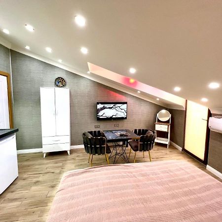 Levent Palace Otel Stdyo Istanbul Exterior foto